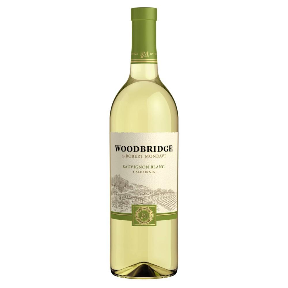 WOODBRIDGE SAUVIGNON BLANC